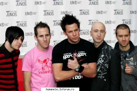 wow nick am crezut ca esti muzica asculti? =) m-am prins ca nu manele, dar ce? :d ^_^